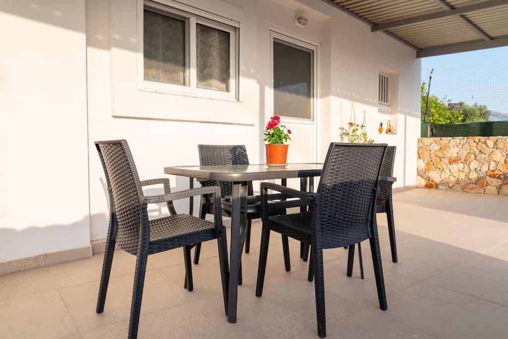 Zografia - Charming House Near The Coast Apartment Marmari  Exterior photo
